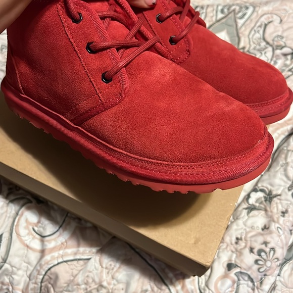 Ugg Neumel Boots - Picture 5 of 6